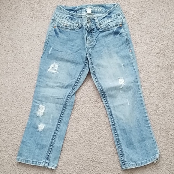 Aeropostale Denim - Aeropostale Distressed Capris